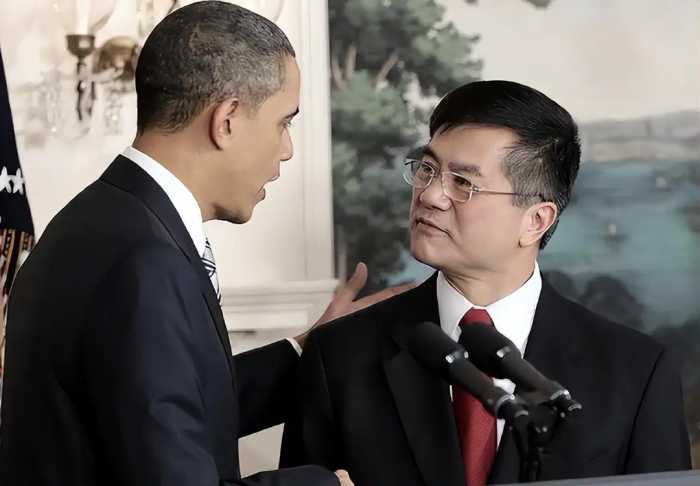 首位华裔美国州长骆家辉：从政时疯狂打压中国，卸任后回中国捞金