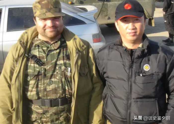 俄士兵为救中国记者牺牲，记者为报恩直接娶其妻，却在10年后离婚