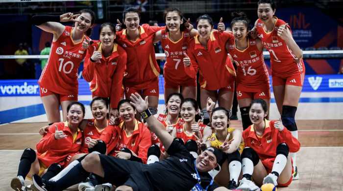 3-1！中国女排拒绝连败，世界排名反超对手，重返世联赛前三