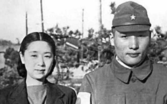 云南女子沦为日军情妇生下一子，儿子长大千里寻父，却被拒之门外
