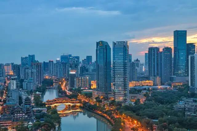 中国这 3 座城市正在崛起，有望比肩北上广深，成为国际大都市！